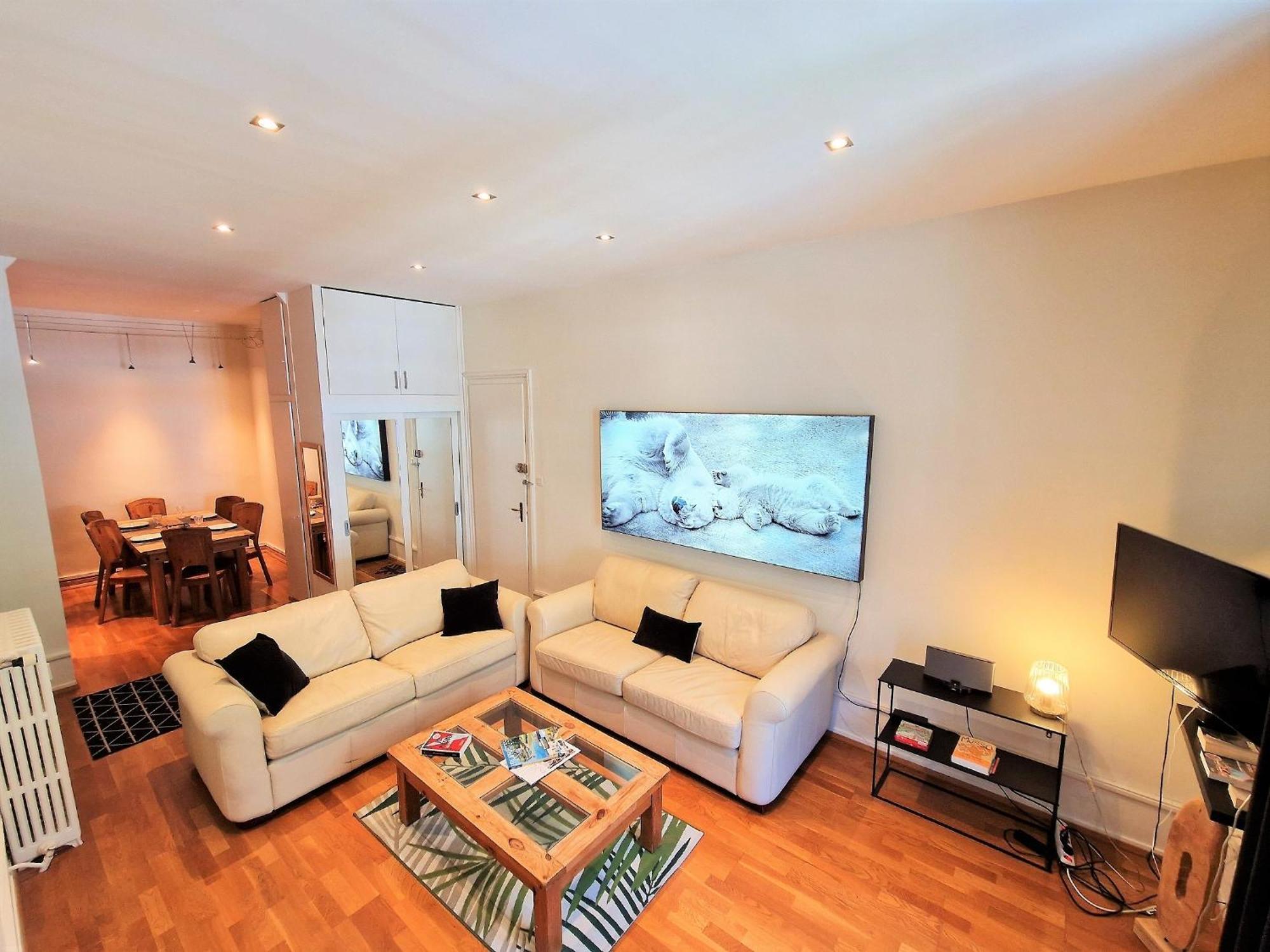 Immeuble Historique Centre Apartment